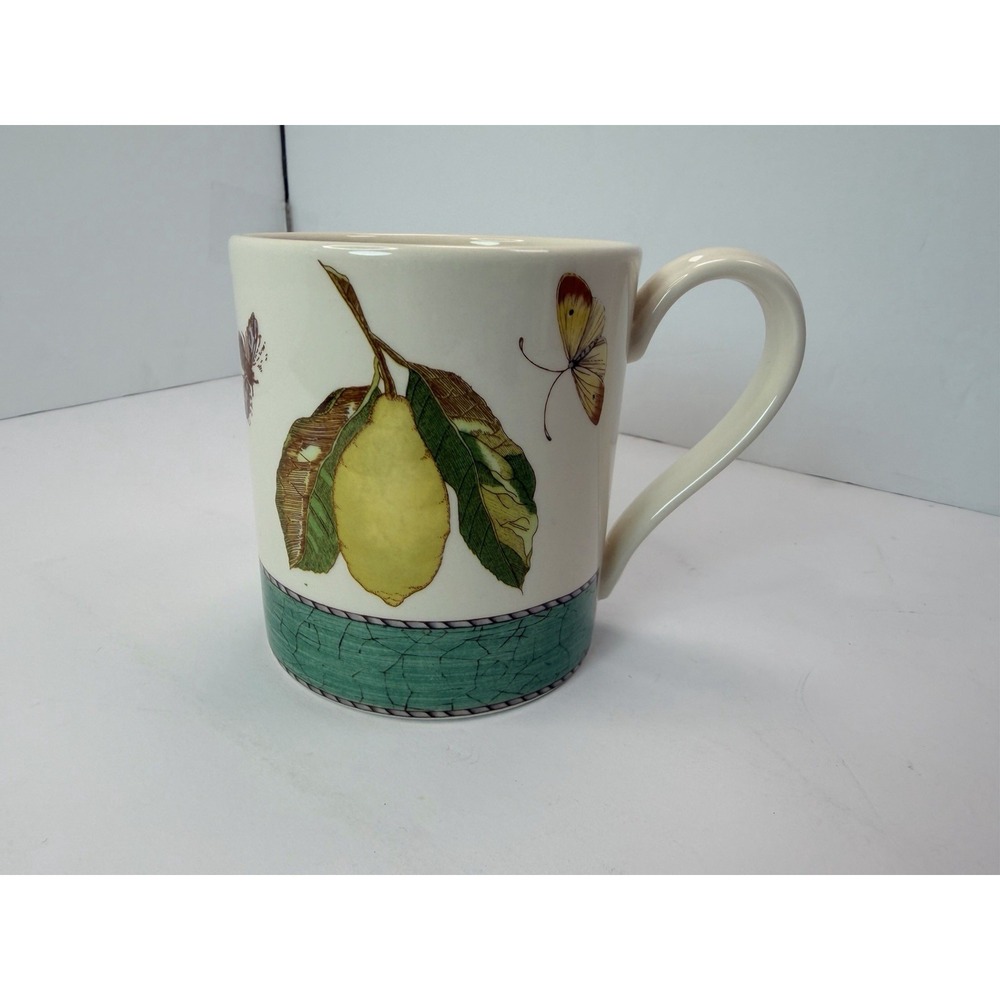 Wedgwood Sarah's Garden Mug Queen's Ware 1997 England Port Wine Jelly Recipe